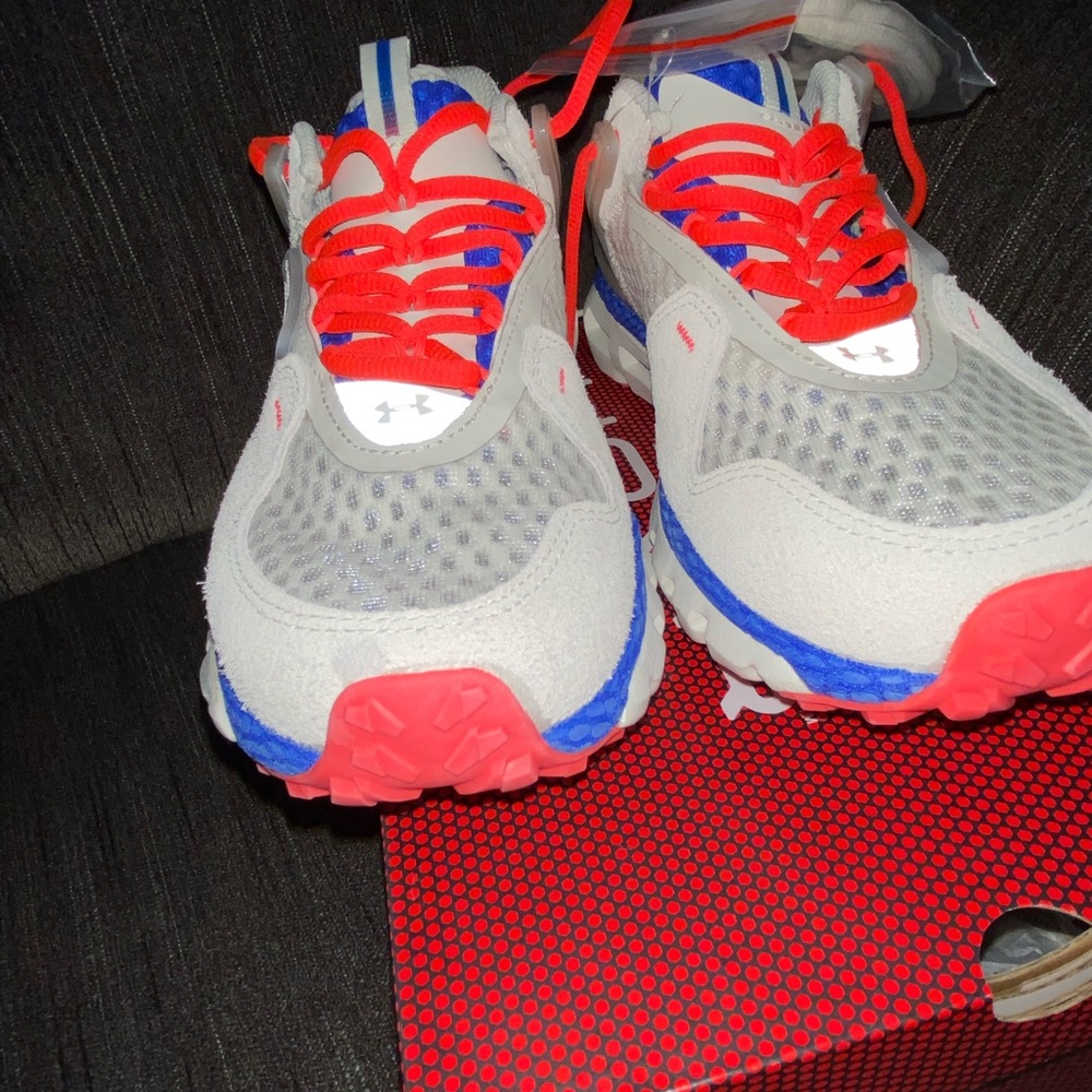 Under Armour UA HOVR SUMMIT PRDS CAMO.